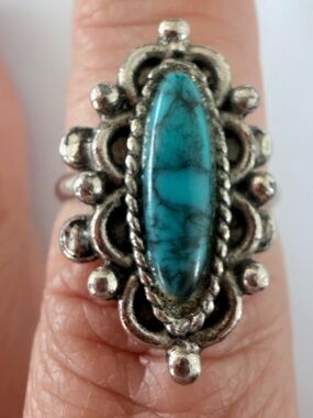 Turquoise colored Oval Ring - Sz. 6.75 - Adjustable